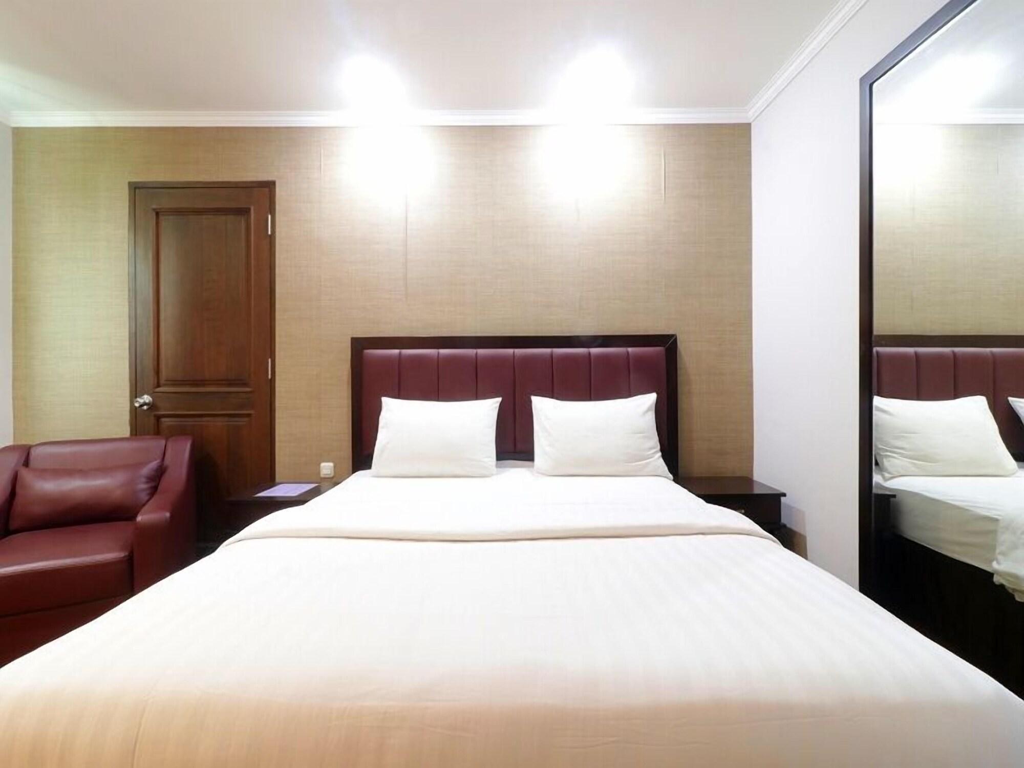 P Hotel Jakarta Exterior foto